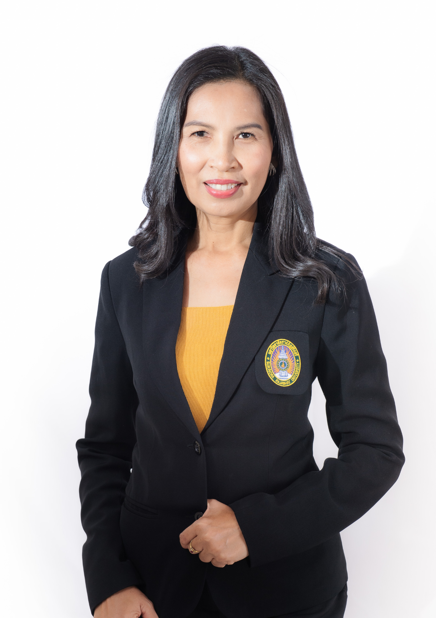 นวรัตน์  นิธิชัยอนันต์ 